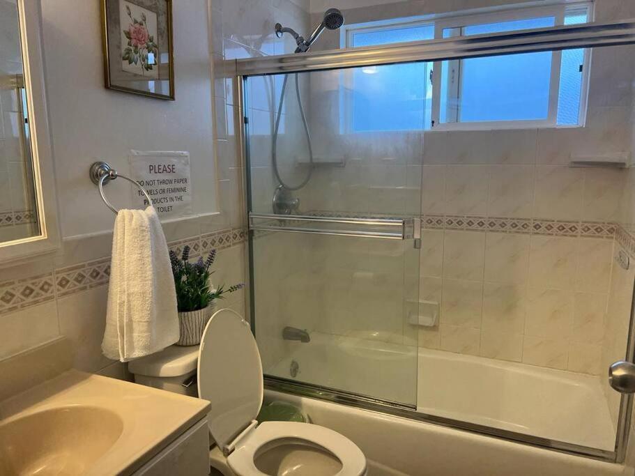 Affordable Private Rooms With Shared Bath Kitchen Near Sfo Daly City Εξωτερικό φωτογραφία