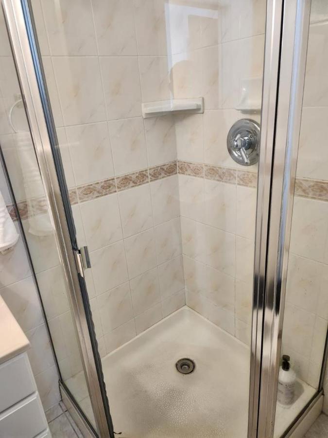 Affordable Private Rooms With Shared Bath Kitchen Near Sfo Daly City Εξωτερικό φωτογραφία