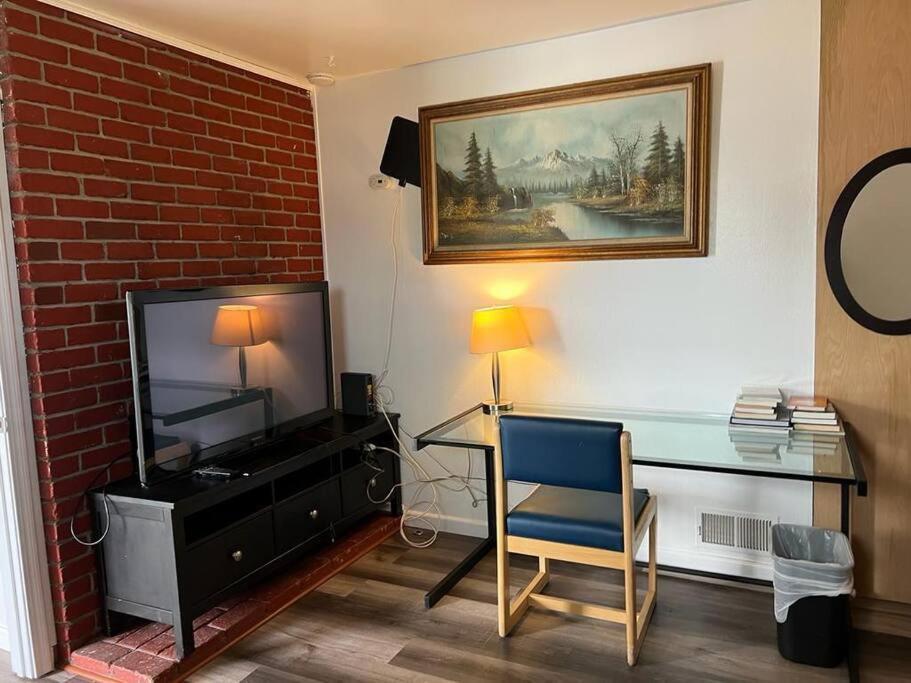 Affordable Private Rooms With Shared Bath Kitchen Near Sfo Daly City Εξωτερικό φωτογραφία